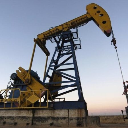Фьючерсы на нефть WTI подешевели во время европейской сессии
